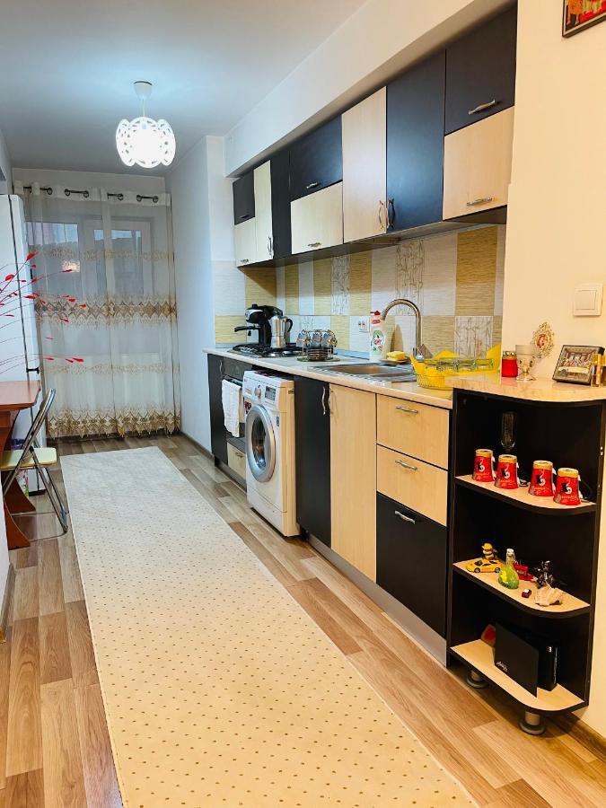 Casa Iris Leilighet Iasi Eksteriør bilde
