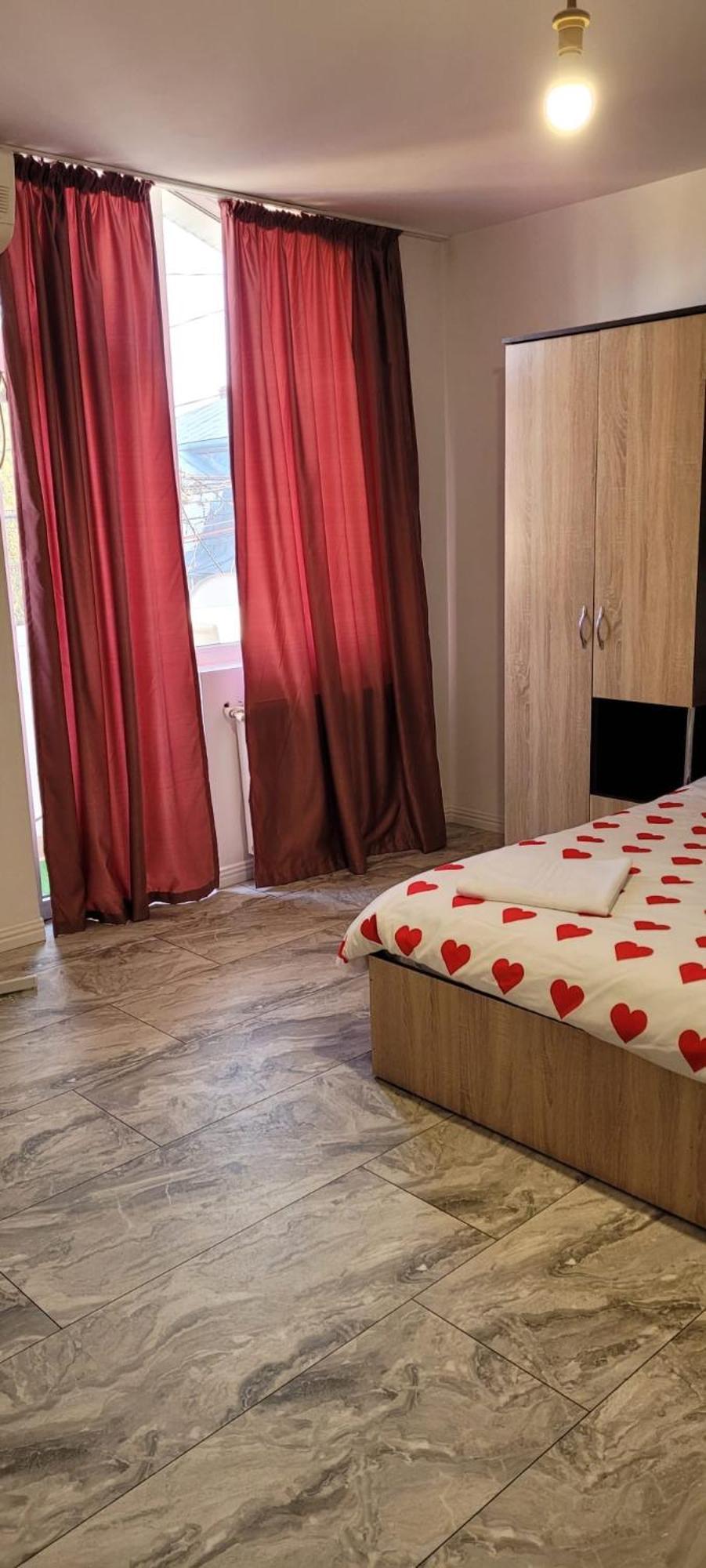 Casa Iris Leilighet Iasi Eksteriør bilde